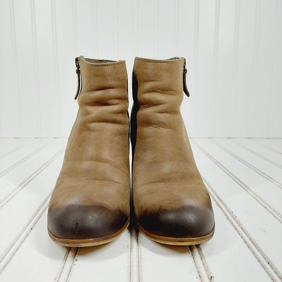 BP. Trolley Brown Tan Leather Side Zippers Block Heel Ankle Boots D923 - Picture 3 of 12